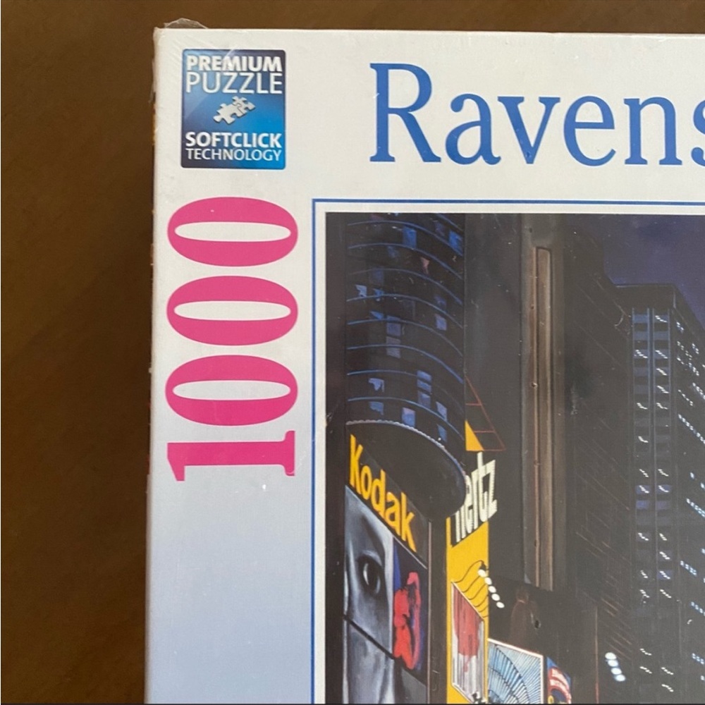 NIB Ravensburger 1,000 Piece Puzzle Times Square, NYC Softclick Technology - Picture 2 of 8